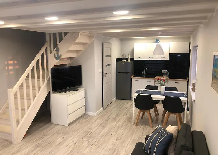 Nadmorski Zakatek 2 *